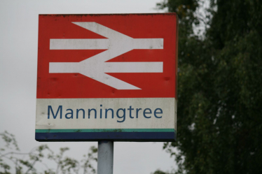 Manningtree train station sign